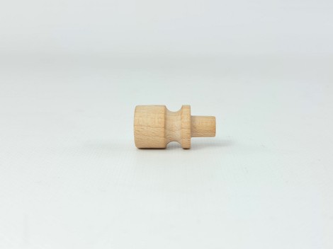 Beech knob handle Ø2 cm. with spike Ref.STP10
