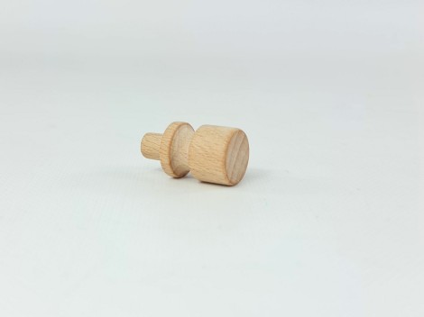 Beech knob handle Ø2 cm. with spike Ref.STP10