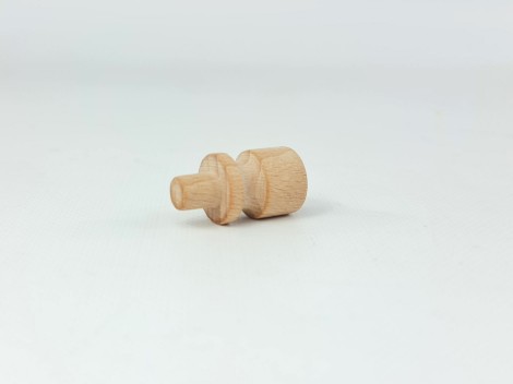 Beech knob handle Ø2 cm. with spike Ref.STP10