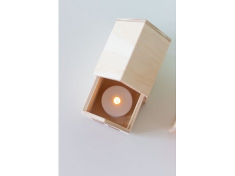 Caja casita de madera c/ventanas Ref.PCP1