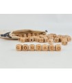 100pcs beech wood beads with engraved alphabet. Ref.RBA0026