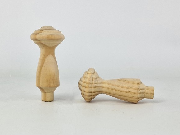 Pine perch 9xØ4 cm. with spike Ref.113