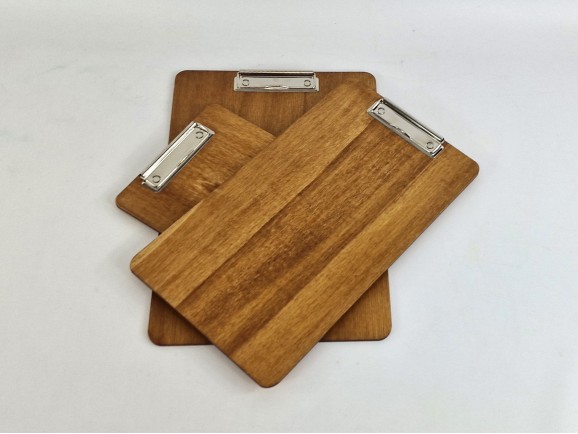 Carta Menú de madera con pinza plana 3 medidas Ref.PPE