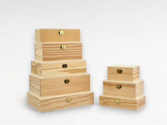 Wooden box with hinge and clasp various sizes