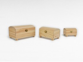 Small wooden chest with legs 3 sizes Ref.P101