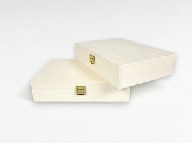 Wooden box 27x19x6 cm. with hinge, clasp and partition Ref.P1454C6F