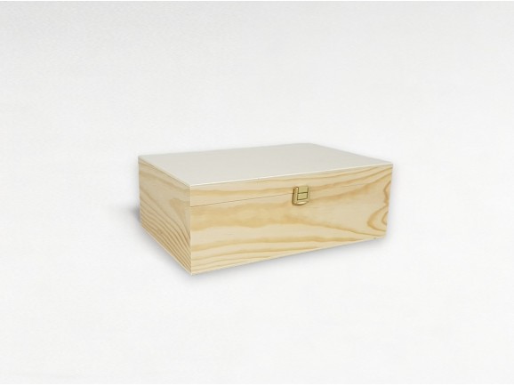 Pine wood box 33x22x12 cm. with hinge and clasp Ref.PC6PF1