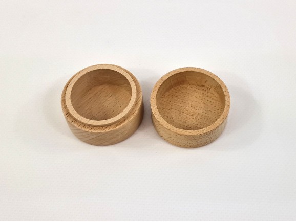 Caja de madera Redonda Ø5x4 cm. c/tapa de encaje Ref.PCRF1