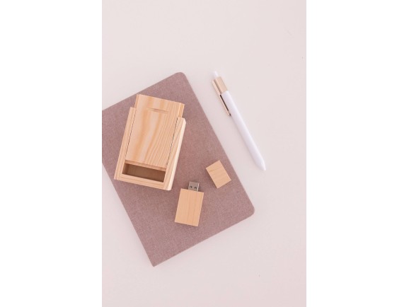 Pack PenDrive Clásico + Caja Natural Ref.Pack1002CH2