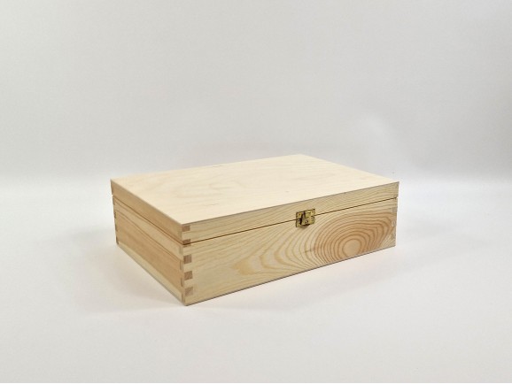 Caja de madera pino 34x25x10 cm. c/bisagra y broche Ref.DRPZ200