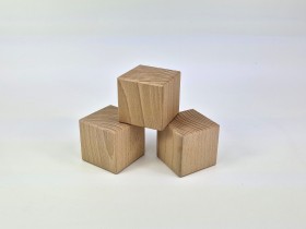 Natural wood cube 5.6x5.6 cm. Ref.DRZG390