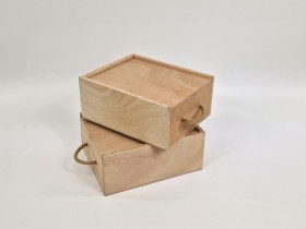 Caja de madera 23x18,5x10 cm. c/tapa corredera y 2 divisiones Ref.PC32G