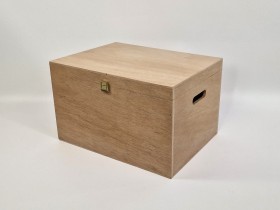 Wooden box 39x29x24 cm. with hinges, clasp and handles Ref.P50C52