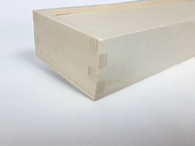 Caja de madera 26x8x4 cm. Machihembrada c/tapa corredera Ref.P1028M