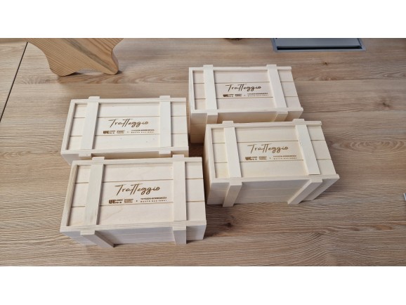 Wooden box Type Packaging 22x12x12 cm. with sliding cover Ref.PC10