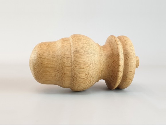 Remate Piña Roble Ø9 cm. Ref.352R