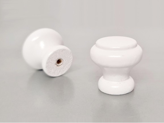 White handle with profile Ø3 cm. with nut Ref.L1100
