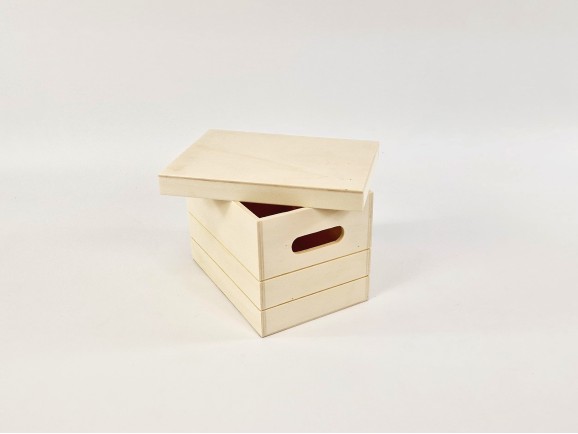 Caja de madera rayada 21,5x15,5x14,5 cm. c/asas y tapa Ref.AW24931