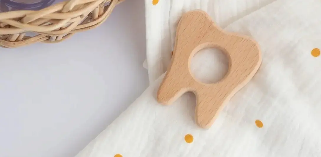 5 REGALOS ECOLÓGICOS PARA BEBÉS: IDEAS ORIGINALES EN MADERA NATURAL