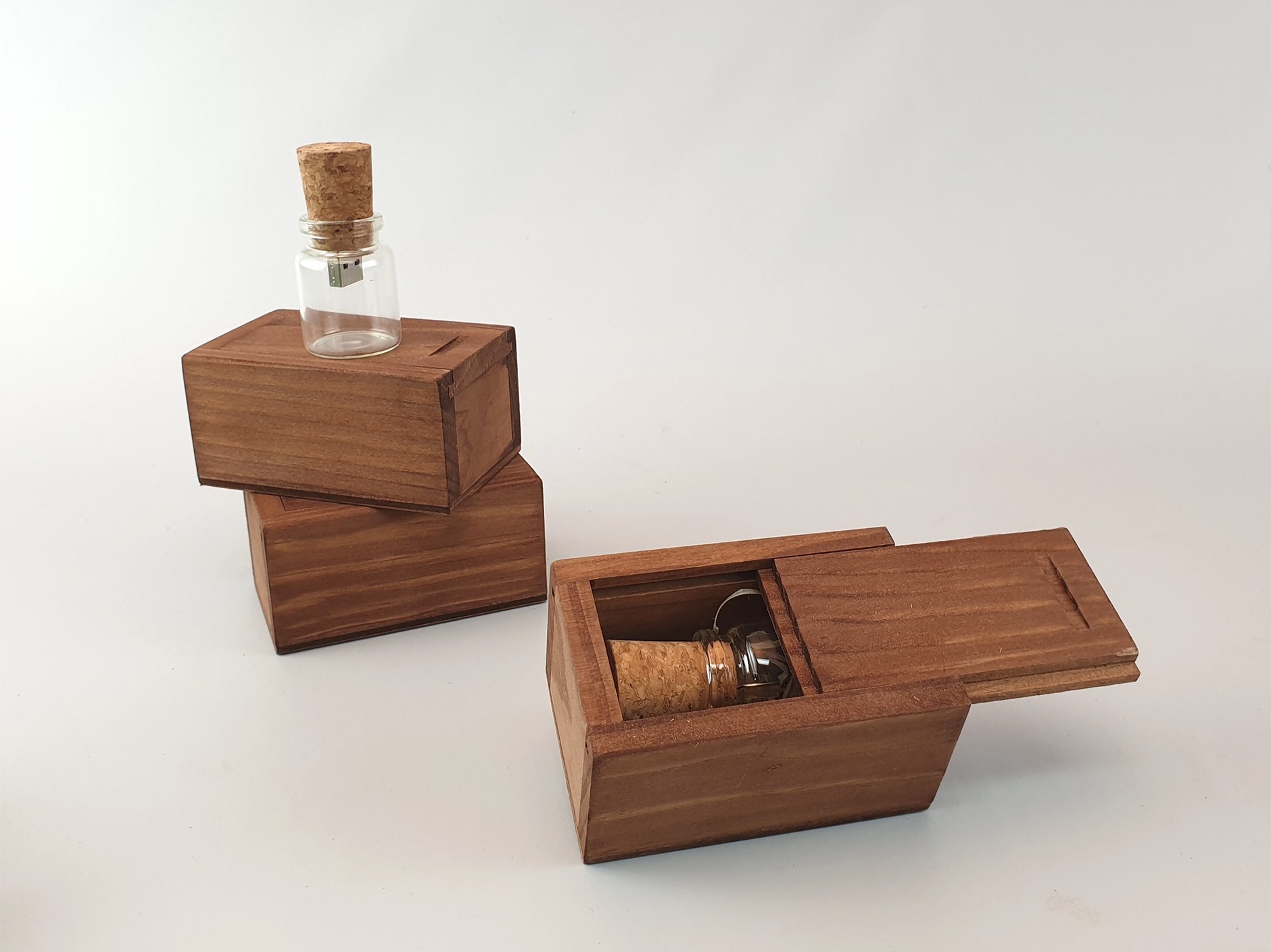 Box for PenDrive Aged Bottle with Sliding Lid Ref.PC1PBC