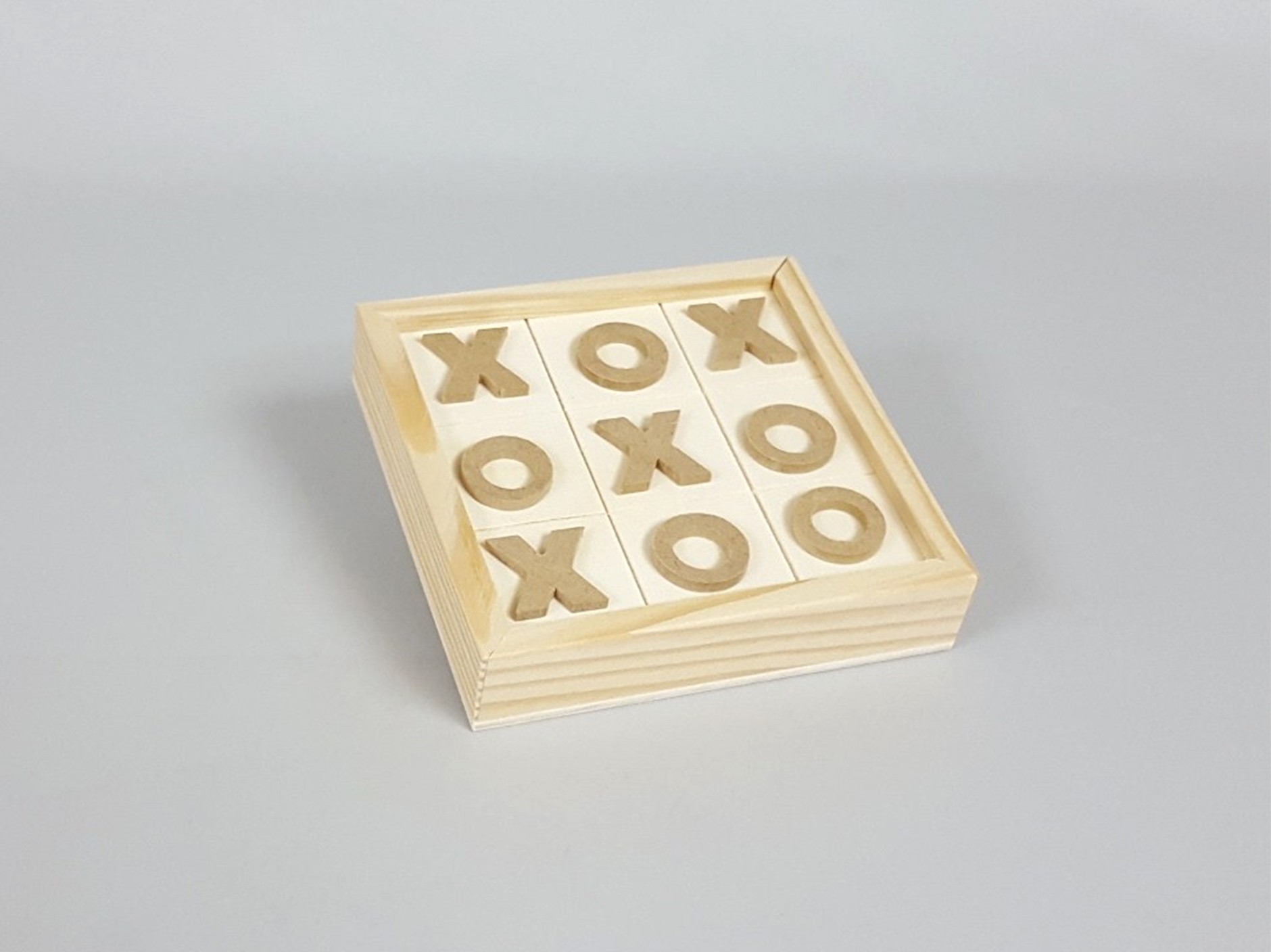 Caja de madera juego tres en raya Ref.P00CJ01
