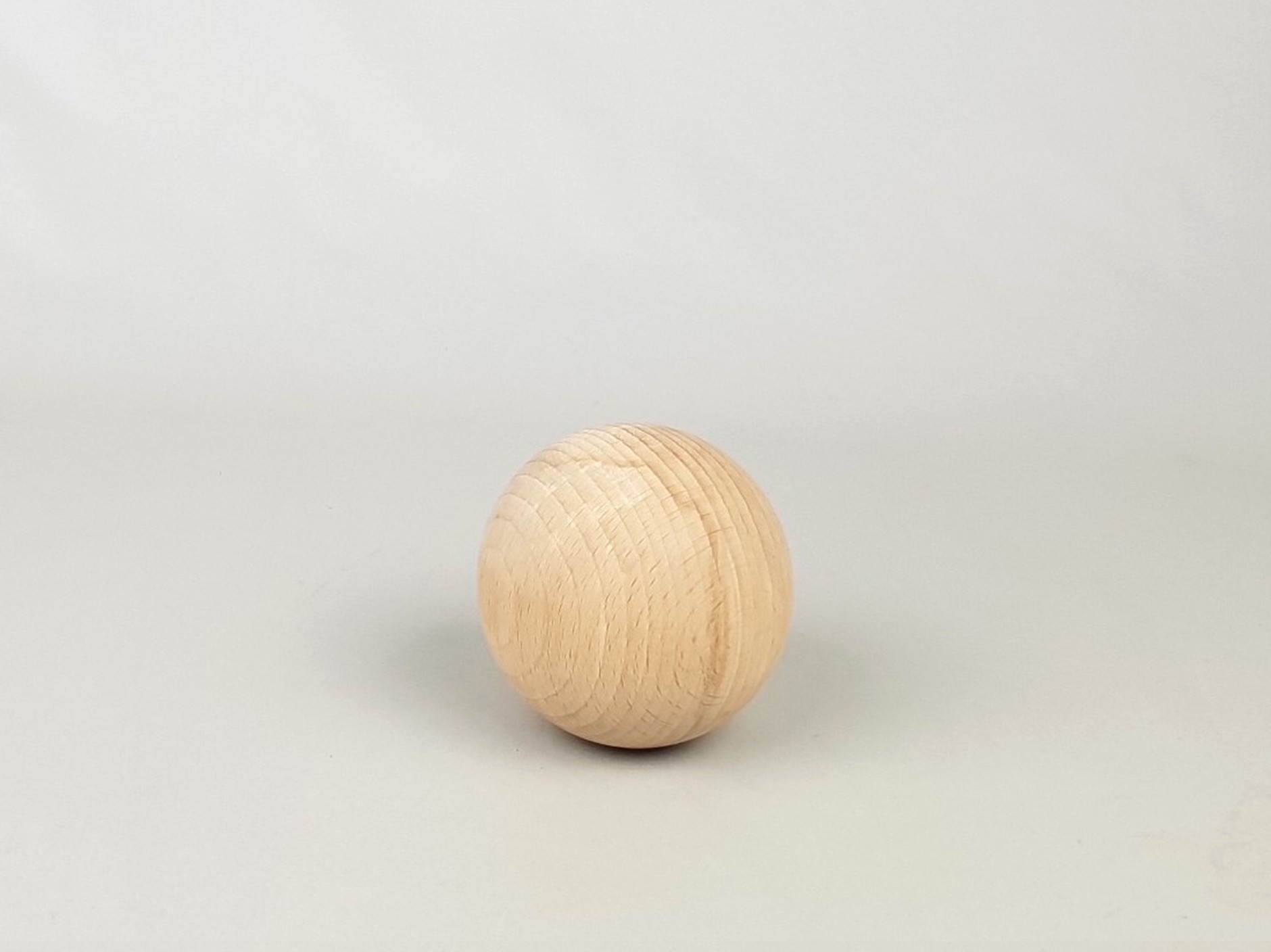 Bolas de madera Ø70 mm. Ref.100-70