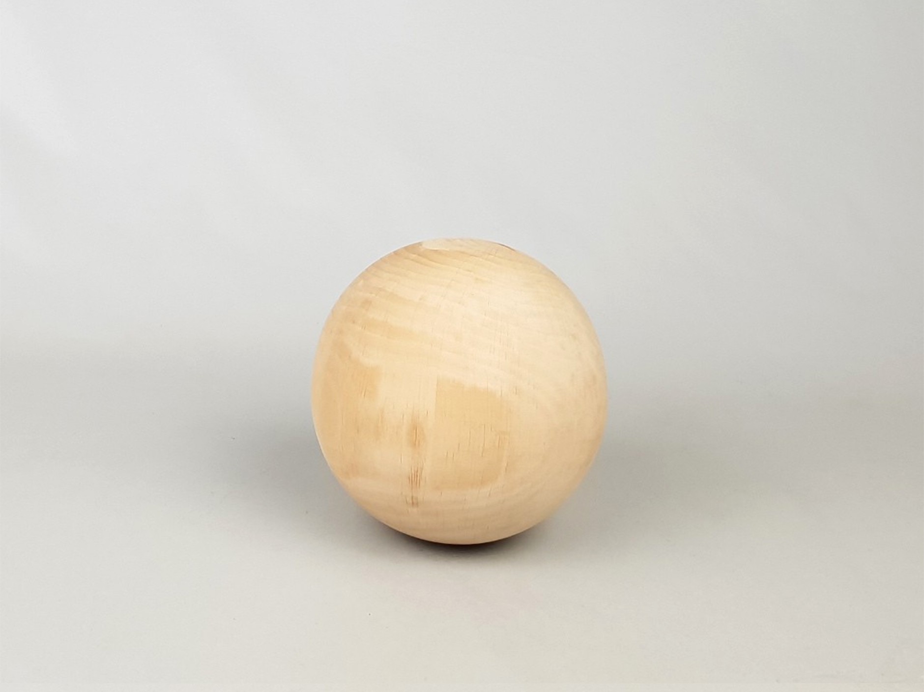 Wooden balls Ø100 mm. Ref.100-100